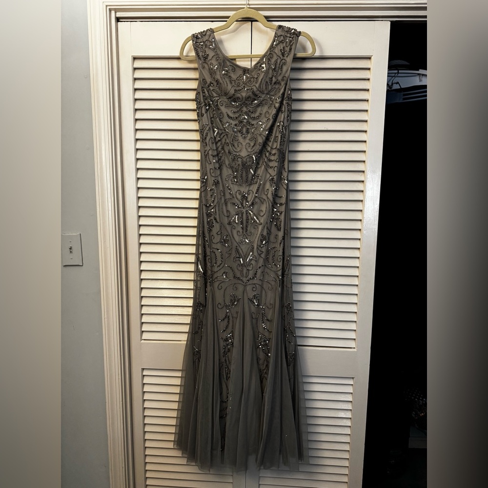 BNWT Adrianna Papell Beaded Embelleshed Mermaid Gown